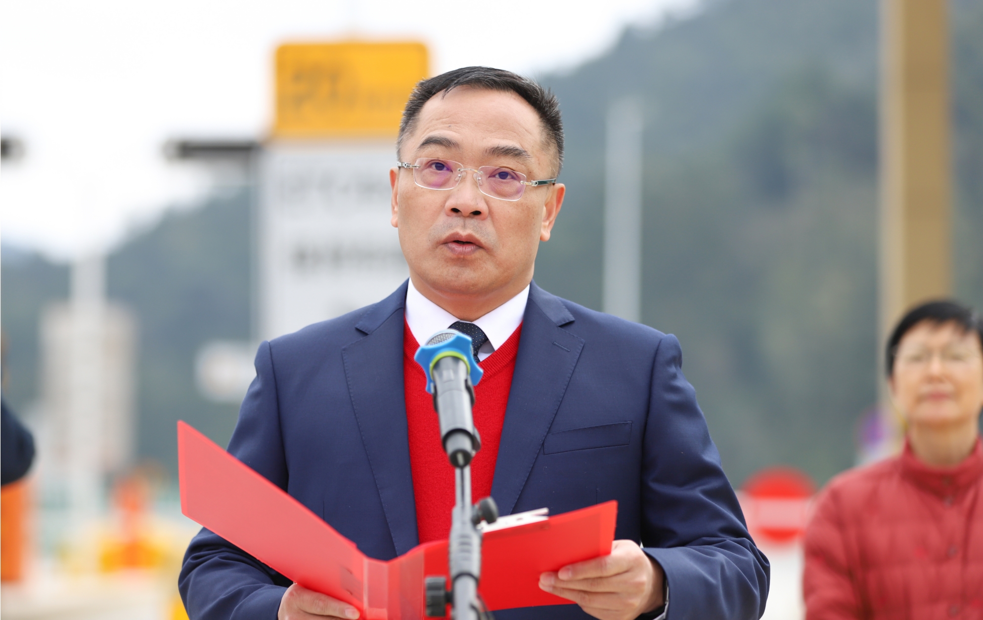 北投集團黨委副書記、副董事長、總經(jīng)理黃學軍_副本.jpg
